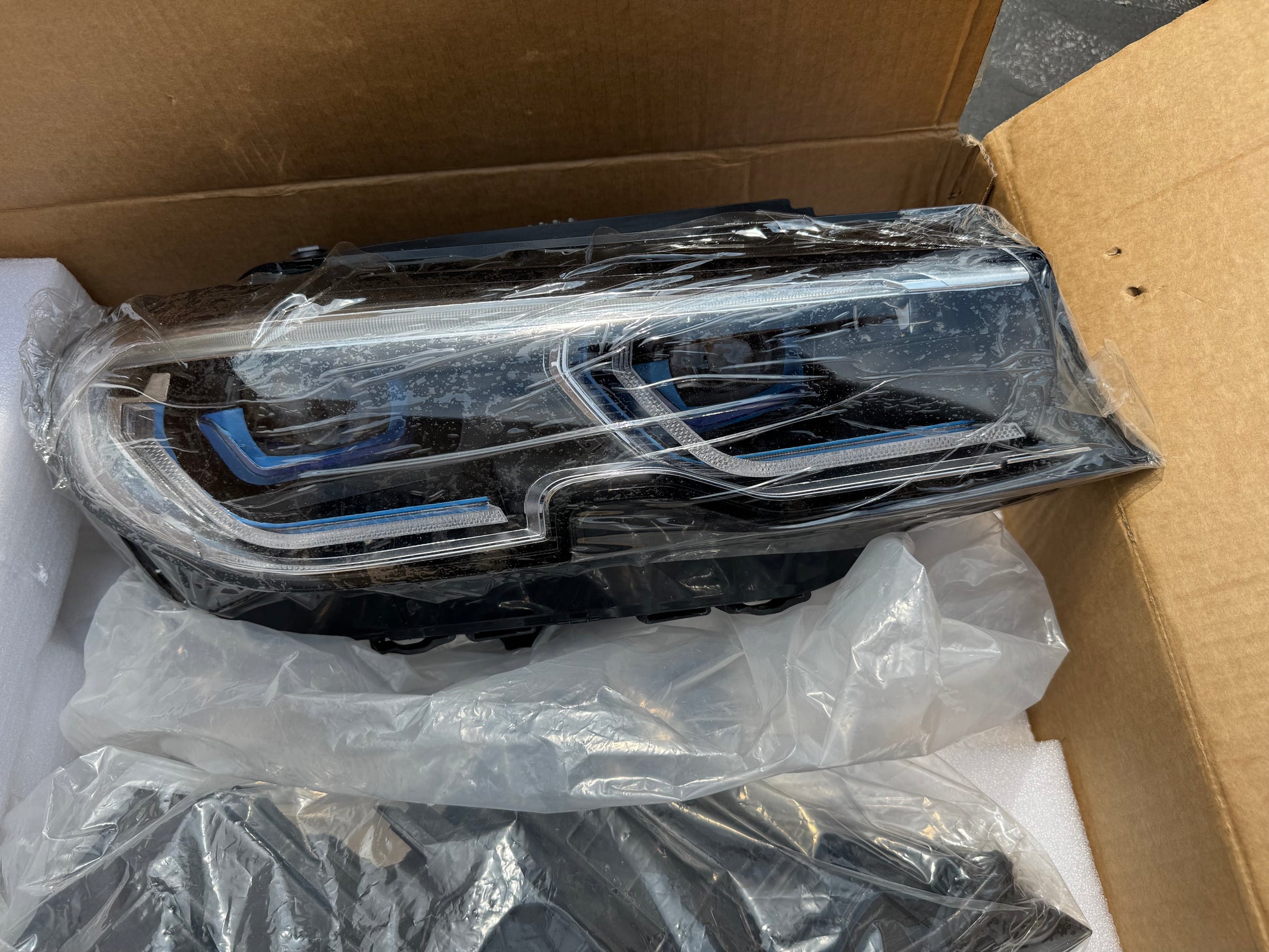 Laser Style LED Headlights BMW G20 3 Series With Yellow DRLs
