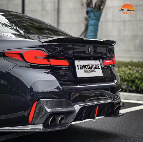 Carbon Fiber D Style LED Light Rear Diffuser 2017-2020 Rear Bumper Diffuser for BMW 5 Series G30 G38 F90 M5